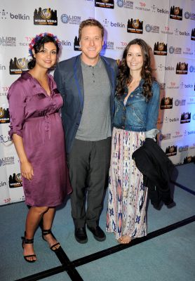 Summer Glau, Alan Tudyk and an obviously pregnant Morena Baccarin at Chicago Comic Con 2013