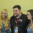 Summer Glau with sister Kaitlin, Supergirl Laura Vandervoort and producer Mark Walters at Dallas Comic Con